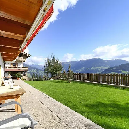 شقة In Hippach Im Zillertal In The Mountains Muhlen (Tyrol)